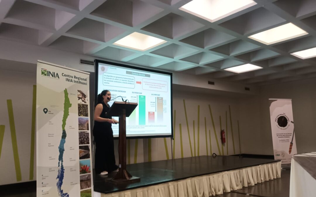Estudiante de Agronomía de la Universidad de Los Lagos expuso investigación sobre lixiviación de herbicidas.