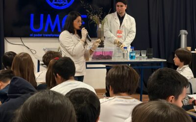  Especialistas de la UMCE acercan la ciencia del suelo y el agua a escolares